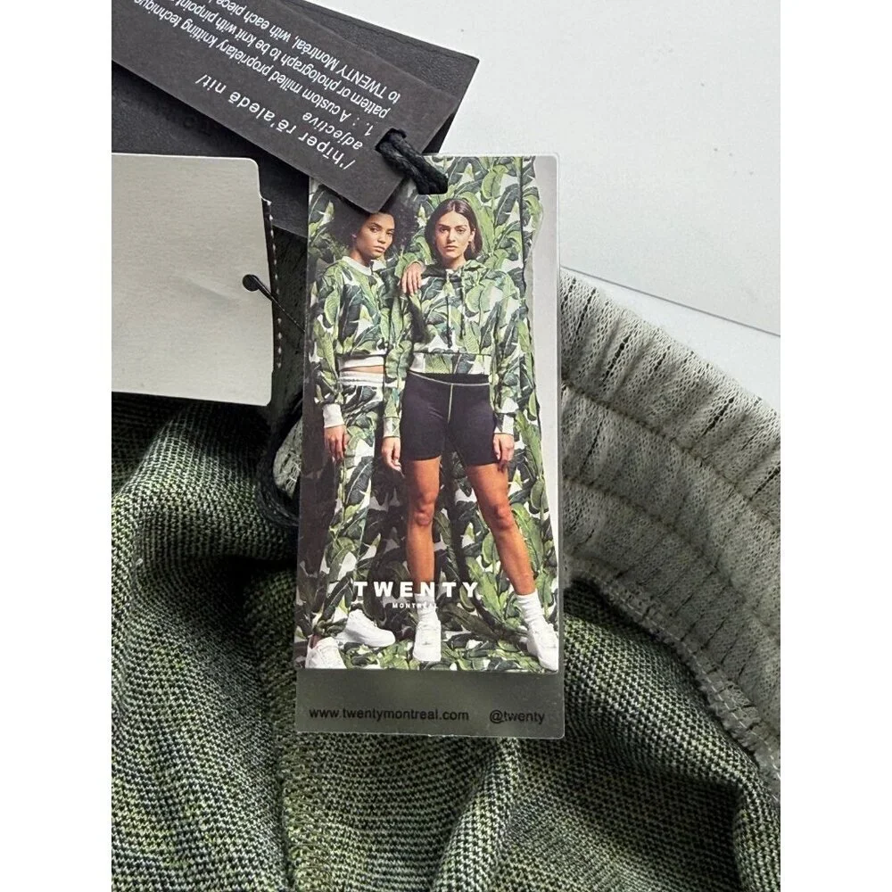 Twenty Montreal Women's Long Sleeve Hoodie & Joggers Hyper Reality Leaf Size M